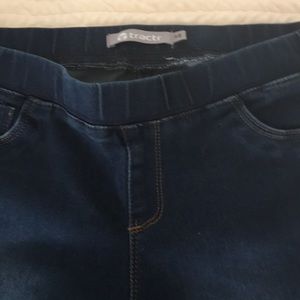 NWOT Tractr Jeans